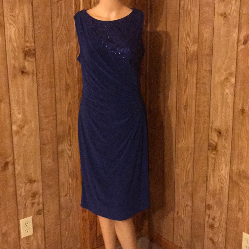 Ladies dress